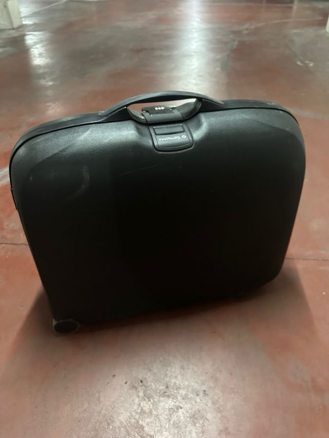 Maleta Samsonite Rígida Negra