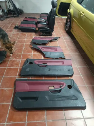 Sillónes  delantero,  trasero, paños de puertas