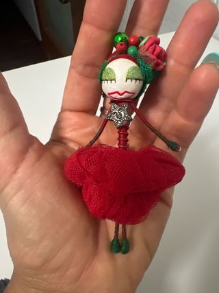 Muñeca Irina Roja Serendipity