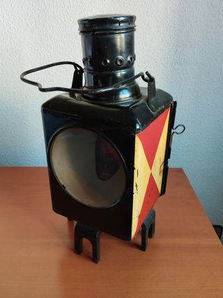 Farol antiguo de tren