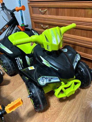 Quad infantil negro y verde