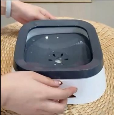 Ciotola Anti-Sversamento per Cani e Gatti