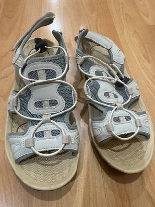Sandalias Sway Beige y Gris