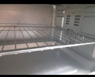 Horno de sobremesa 38 litros. Impecable.