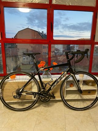 Bici de carretera FELT