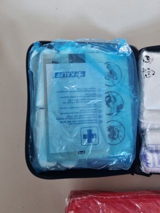 4 Kit Pronto Soccorso 2 Audi 1 Mercedes 1 genart