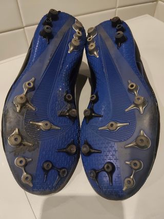 Botas de fútbol Nike 38.5