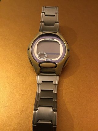 Reloj Casio Mujer Morado y Plateado