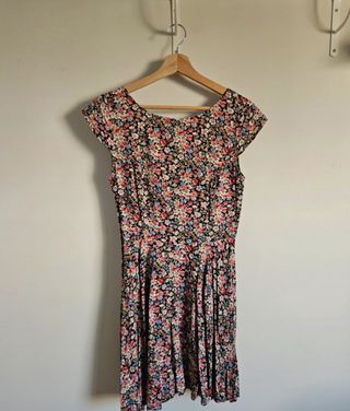 Lote 3 vestidos y 1 mono mujer