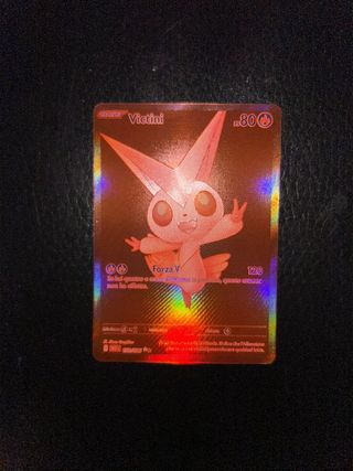 Victini WHT 172 Carta Pokémon