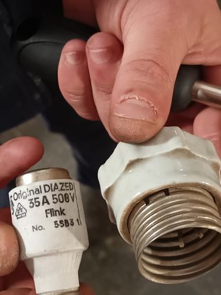 Electricista y fontanero 