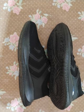 Scarpe sportive uomo nere taglia 48