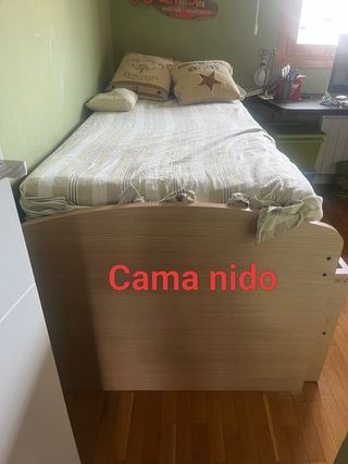 Habitación juvenil con dos camas