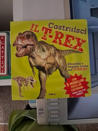 Costruisci il T-Rex: Libro con 5 modellini