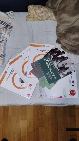 PACK COMPLETO LIBROS GRADO MEDIO
ADMINISTRATIVO