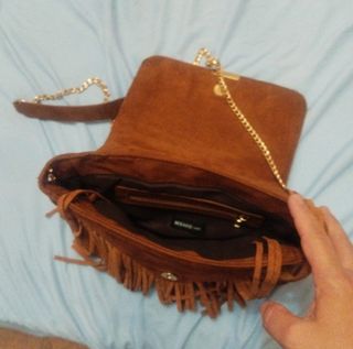 Bolso ante marrón con flecos