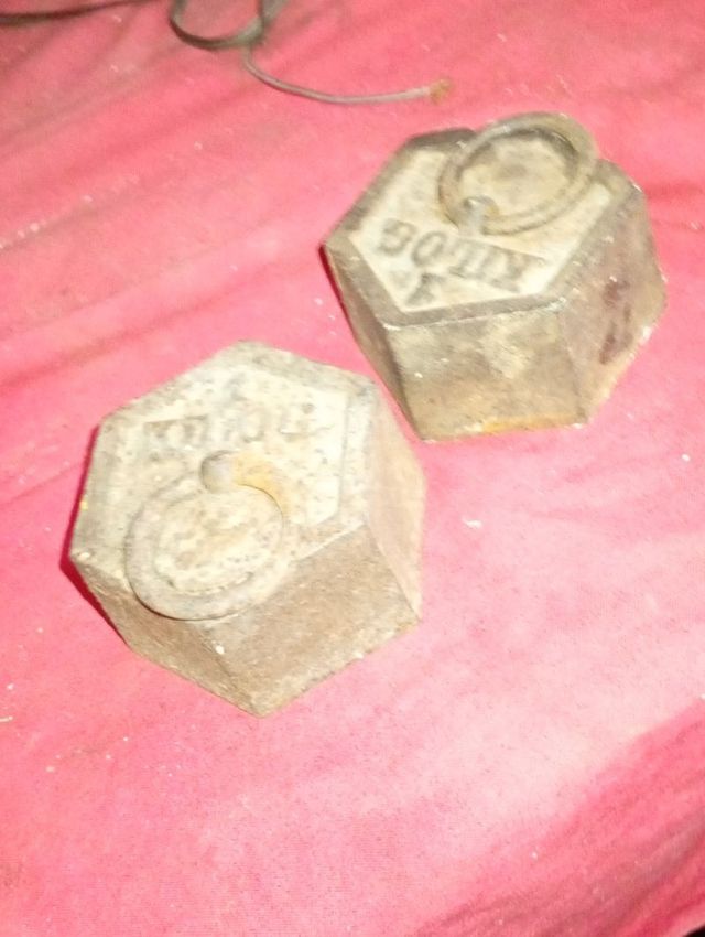 2 Pesos Balanza Antiguos (siglo XIX)