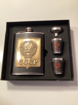 Set fiaschetta e bicchieri CCCP