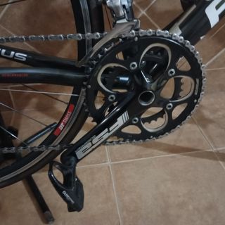 Bicicleta de carretera Focus