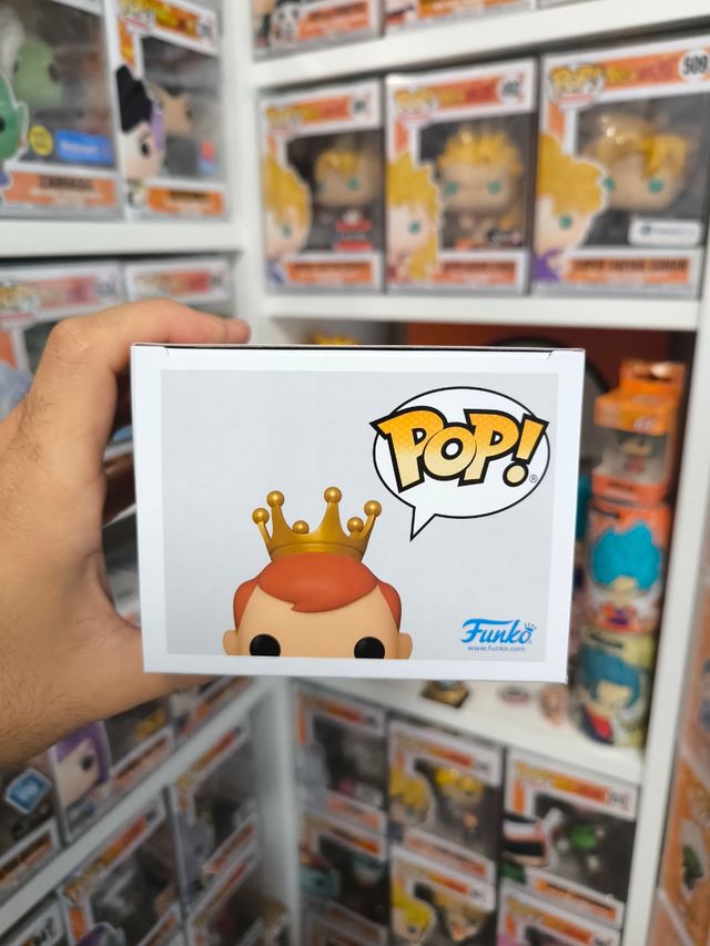 Funko Pop Freddy Funko As Voltron SE 2000 pcs