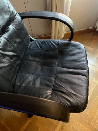 Sillón de oficina negro, como nuevo.