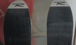 Esquís Rossignol.Con fijaciones Salomón.
1.80.
