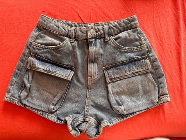 Shorts vaqueros Bershka talla 34