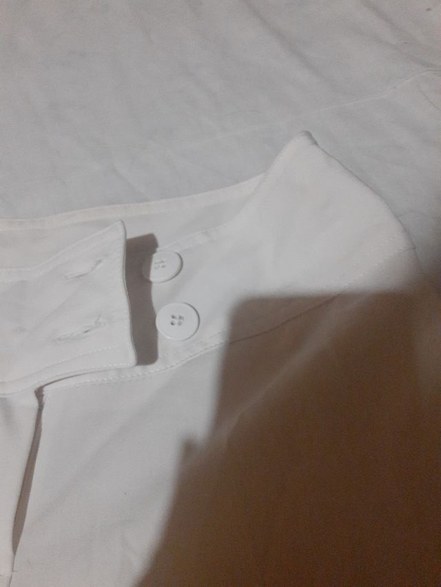 Pantalón blanco cintura dos botones