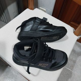 Tenis RC para calas Talla 37.5