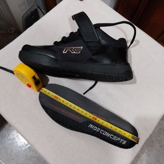 Tenis RC para calas Talla 37.5