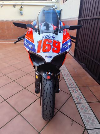 Ducati Panigale V2 899