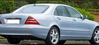 Tapa Enganche Trasera Mercedes Clase S W220