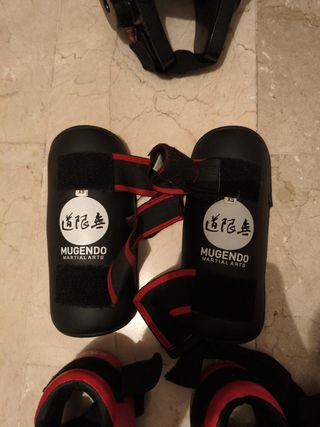 Protecciones tibia Hapkido Mugendo