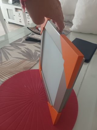 Lámpara de dormitorio gris y naranja