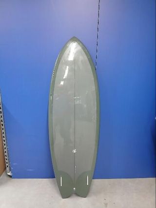 Tabla Surf Fish 5'8 Verde Oscuro Cajetines Futures Sin