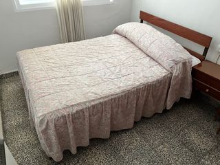 Cama antigua años 70