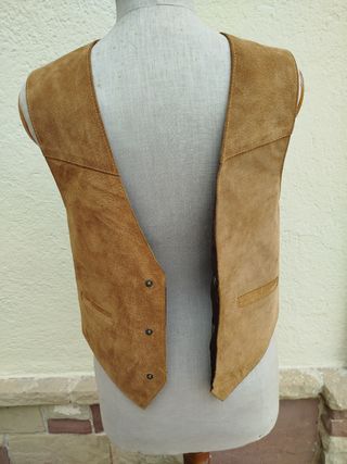 Chaleco de ante marrón