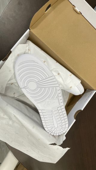 Zapatilla Nike Jordan Blanca