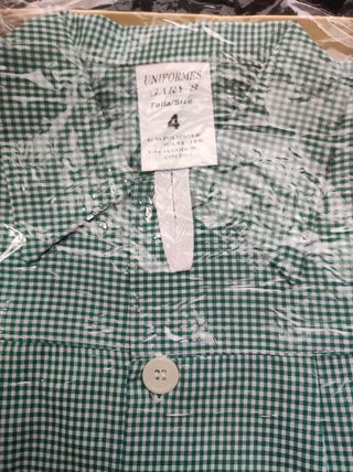 Bata escolar T4 verde a cuadros