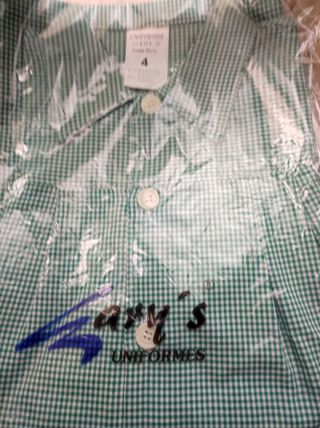 Bata escolar T4 verde a cuadros