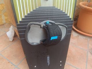 Tabla Kitesurf Slingshot Refraction Carbón