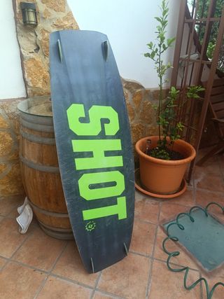 Tabla Kitesurf Slingshot Refraction Carbón