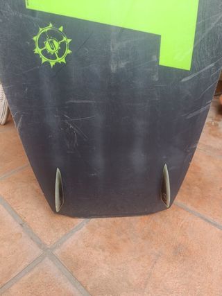 Tabla Kitesurf Slingshot Refraction Carbón