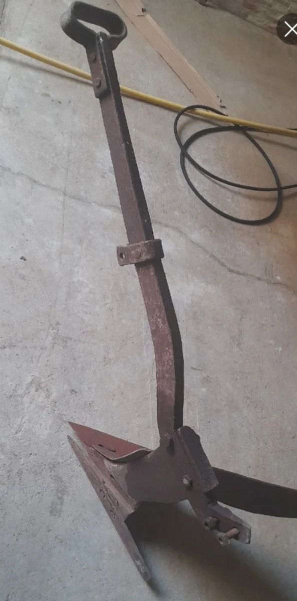 Arado antiguo de labranza