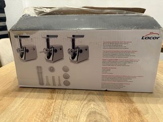 Picadora de carne Lacor 300W