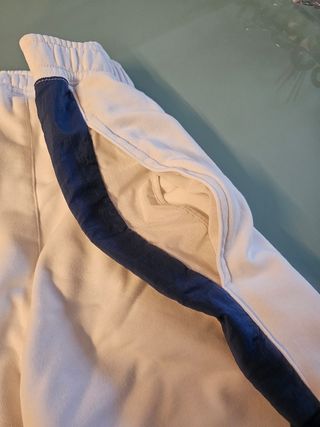 Pantaloncini Nike bianchi e blu