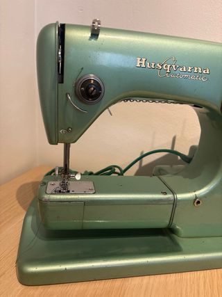 Maquina de Coser Husqvarna