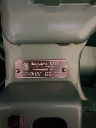 Maquina de Coser Husqvarna