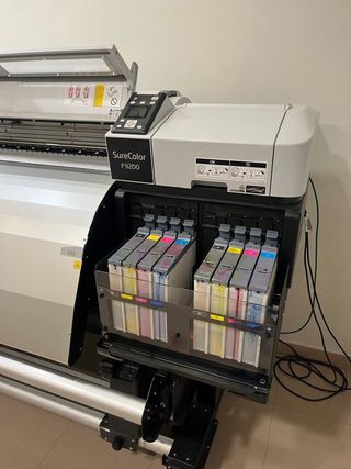 Epson SureColor F9200 – Sublimación Funcionado 1,6