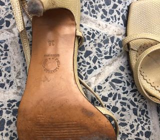 Zapatos dorados Nicolas